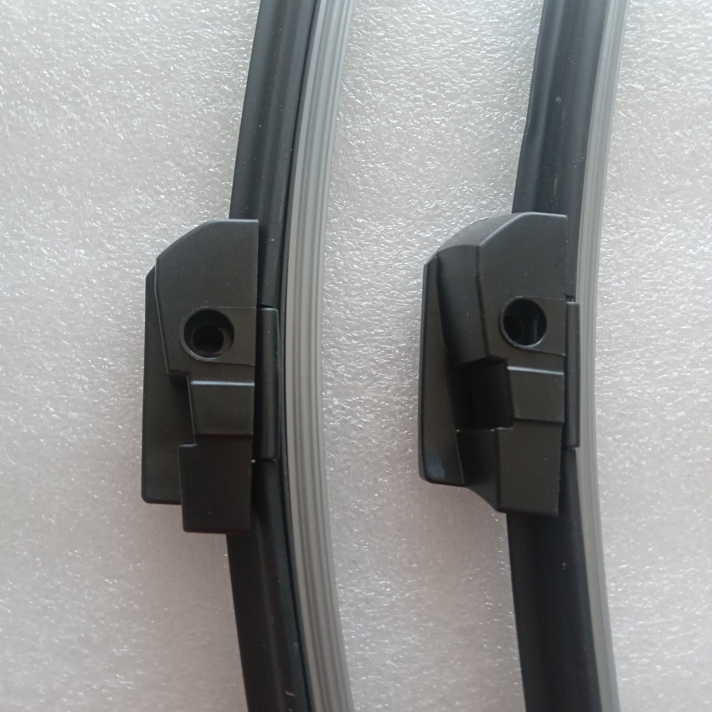 BMW 3 E90 Front Wiper Set 24+19 - MJ
