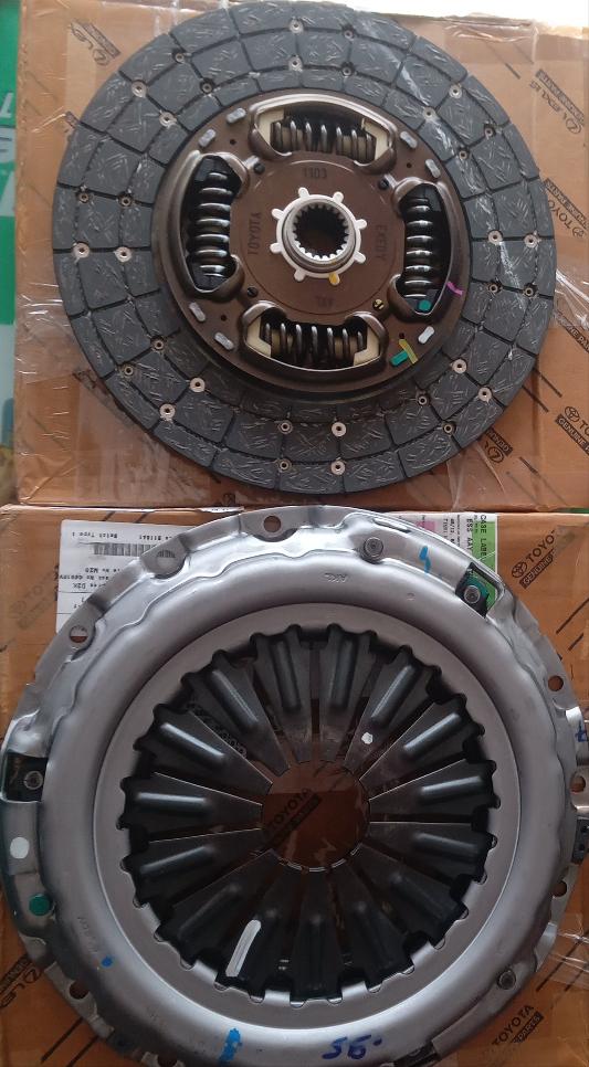 Toyota Innova Crysta, Fortuner Clutch Set - 31210-0K450, 31250-0K452 - Toyota Genuine