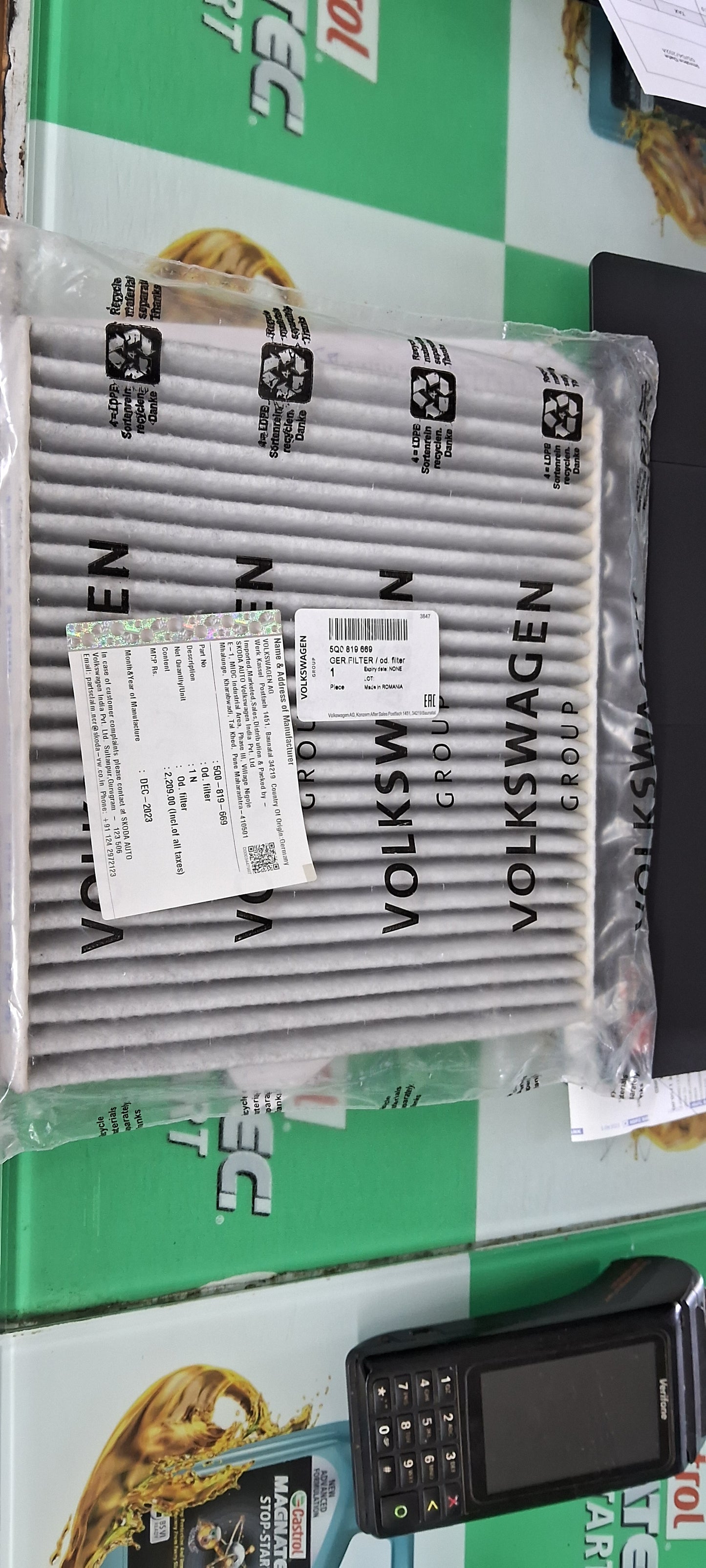 Audi A3, Q3, Q5 New, Skoda Octavia New, VW Passat, Tiguan AC Filter - 5Q0819669 - VW Genuine