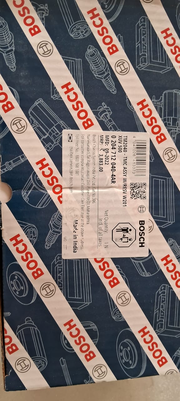 Mahindra XUV 500 - Master Clutch Cylinder with Bottle - 0204712040-4AR - Bosch