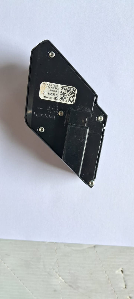 BMW X5 G05 - Operating Unit Seat Functions RH Side (Seat Adjuster) - 61319436038 - MJ