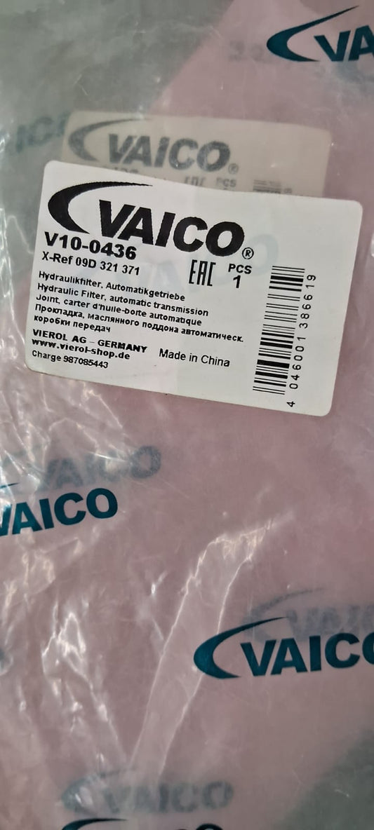 Audi Q7 4LB, Porsche Cayenne Transmission Seal - Vaico V10-0436