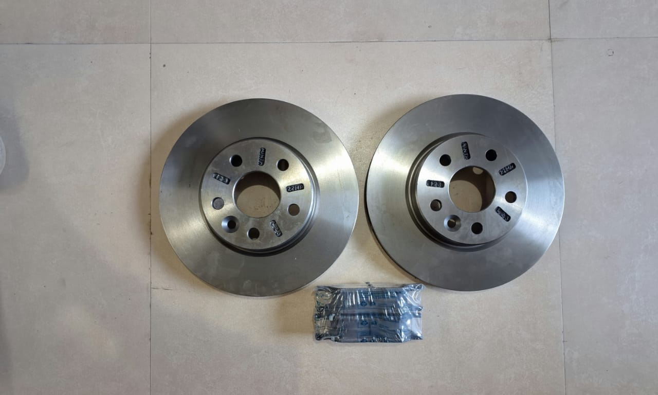 Tata Harrier - Front Discs & Brake Pads Combo - Bosch