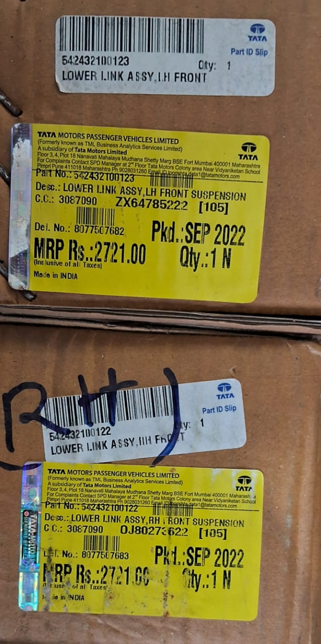 Tata Tiago - Front Lower Arm Right & Left Side Set - 542432100122, 542432100123 - Tata Genuine
