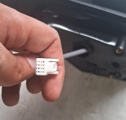 Tata Tiago Side Mirror Right w/o blinker (3 wires) - SVM-TIGO-115MR Varroc