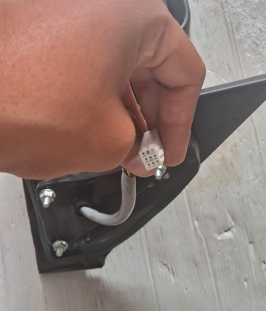 Maruti Suzuki Swift T3 Side Mirror Autofold Left (7 Wires) - SVM-SWFTT3-39AFL Varroc