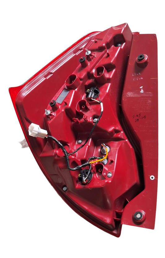 Mahindra Marazzo Tail Light Right - RCA-MRZO-B231L Varroc