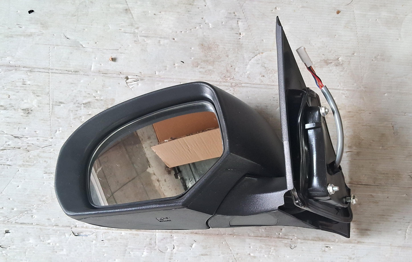 Maruti Suzuki Swift T3 Side Mirror Autofold Left (7 Wires) - SVM-SWFTT3-39AFL Varroc