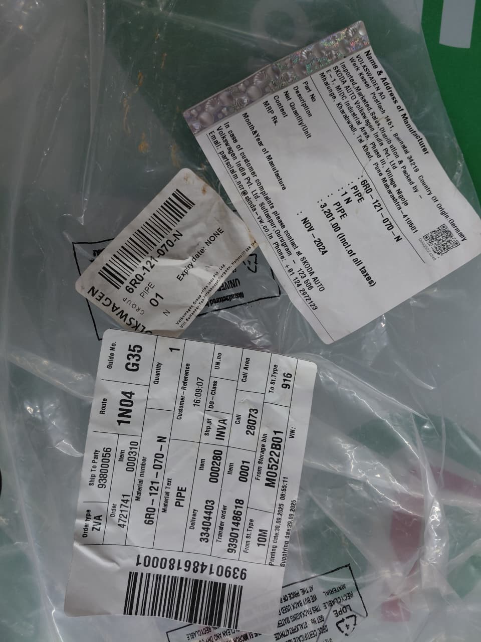 Audi A1, Skoda Fabia, Rapid, VW Polo (1.6 TDI) - Coolant Pipe 6R0121070N - Volkswagen