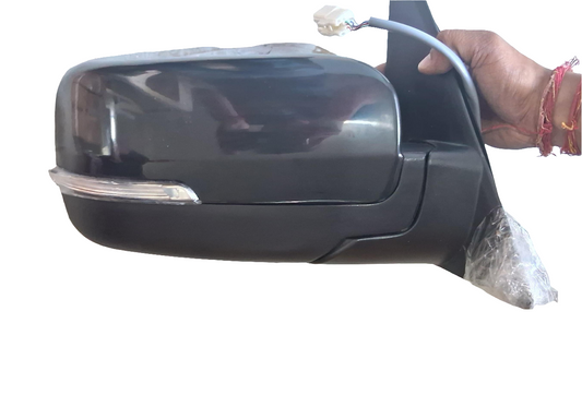 Mahindra Scorpio Side Mirror Right - SVM-SCRP-47MIR Varroc
