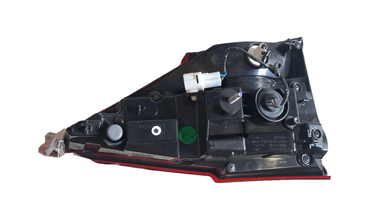 Mahindra XUV700 Tail Light Right - RCA-X700-DSB71R Varroc