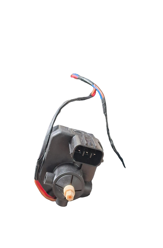 Mahindra TUV300 Head Light Left - HLA-MTUV-1701L Varroc