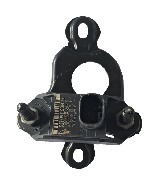 Audi Q5 Front Left Airbag Crash Sensor 8R0907673E - Volkswagen