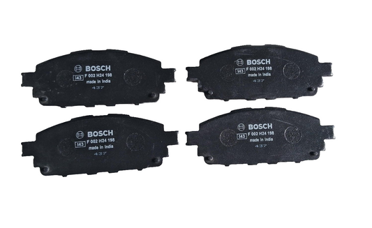 Toyota Innova Crysta - Front Brake Pad Set - Bosch