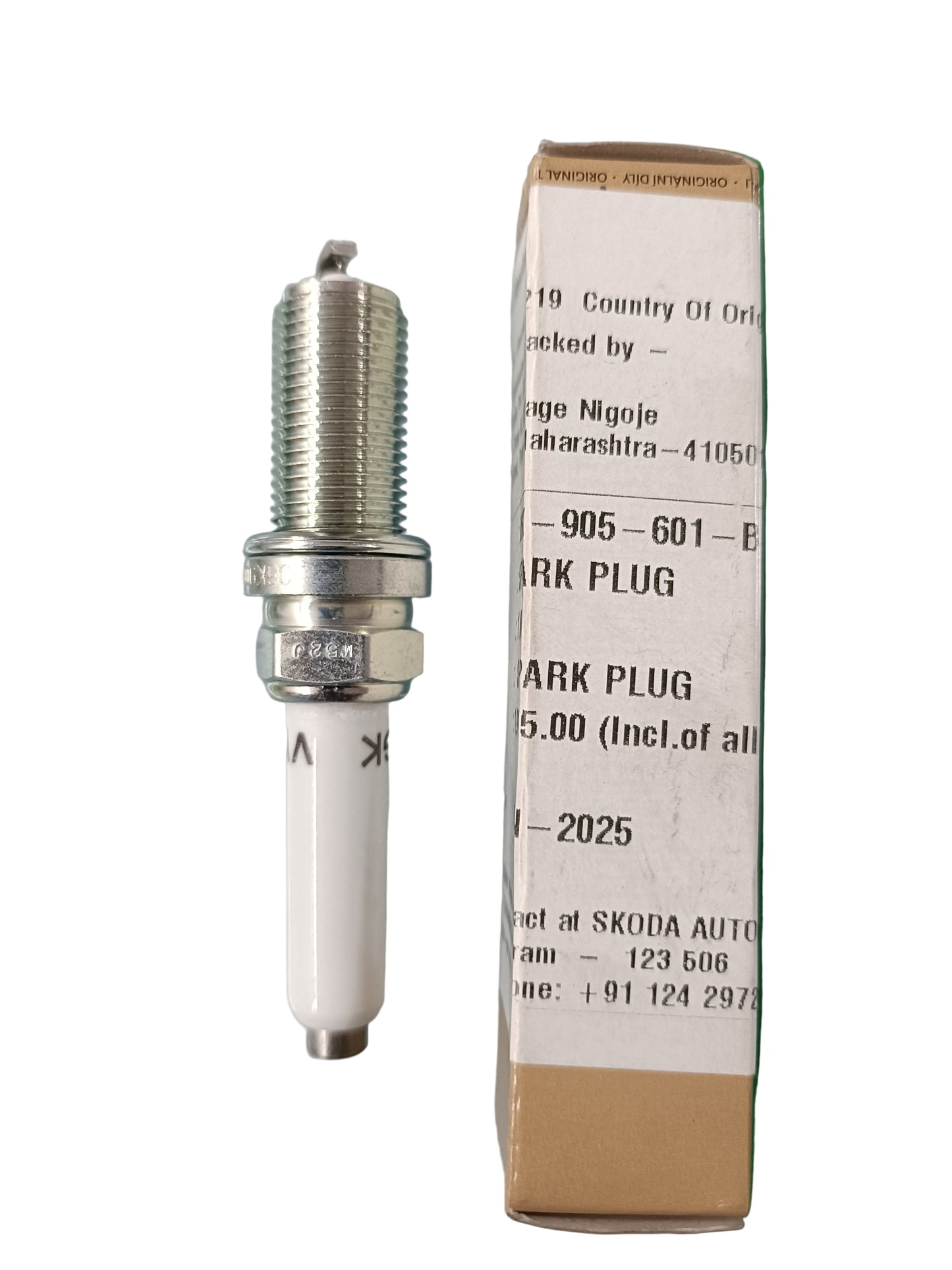 Audi A3, A4, A6, Q2, Q5, Q7, Skoda Octavia, Superb, VW Polo, Vento Spark Plug - 06K905601B VW