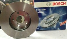 Toyota Innova Front Brake Disc Rotor Set of 2 - Bosch