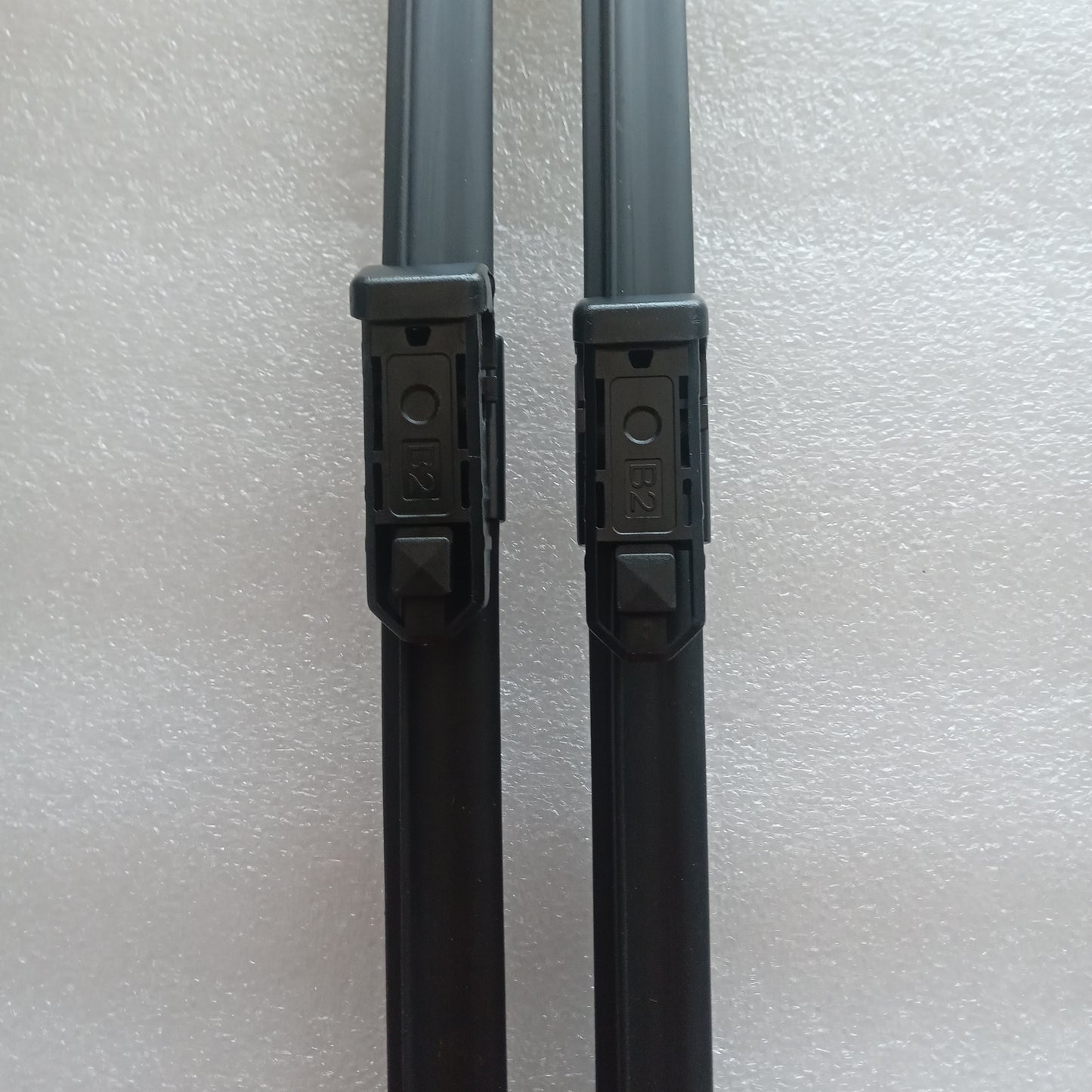 Audi A6 4G Front Wiper Set 21+26 - MJ