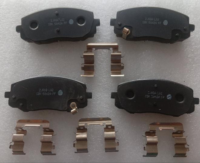 Hyundai i10 Front Brake Pad Set 581010XA00 Hyundai Motorparts Junction