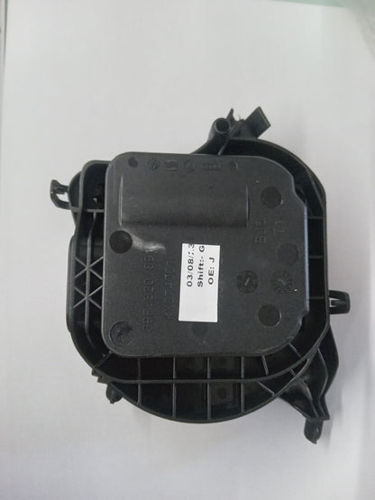 VW Polo, Vento, Ameo Center Flap Motor - 6RF819453A VW