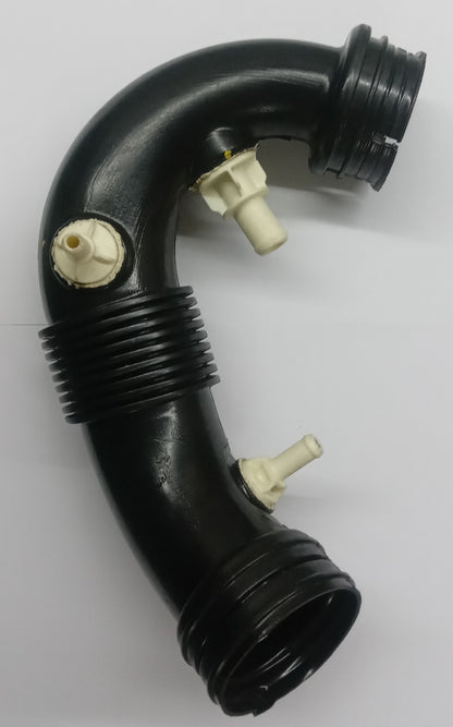 Renault Duster Air Hose Pipe - MJ