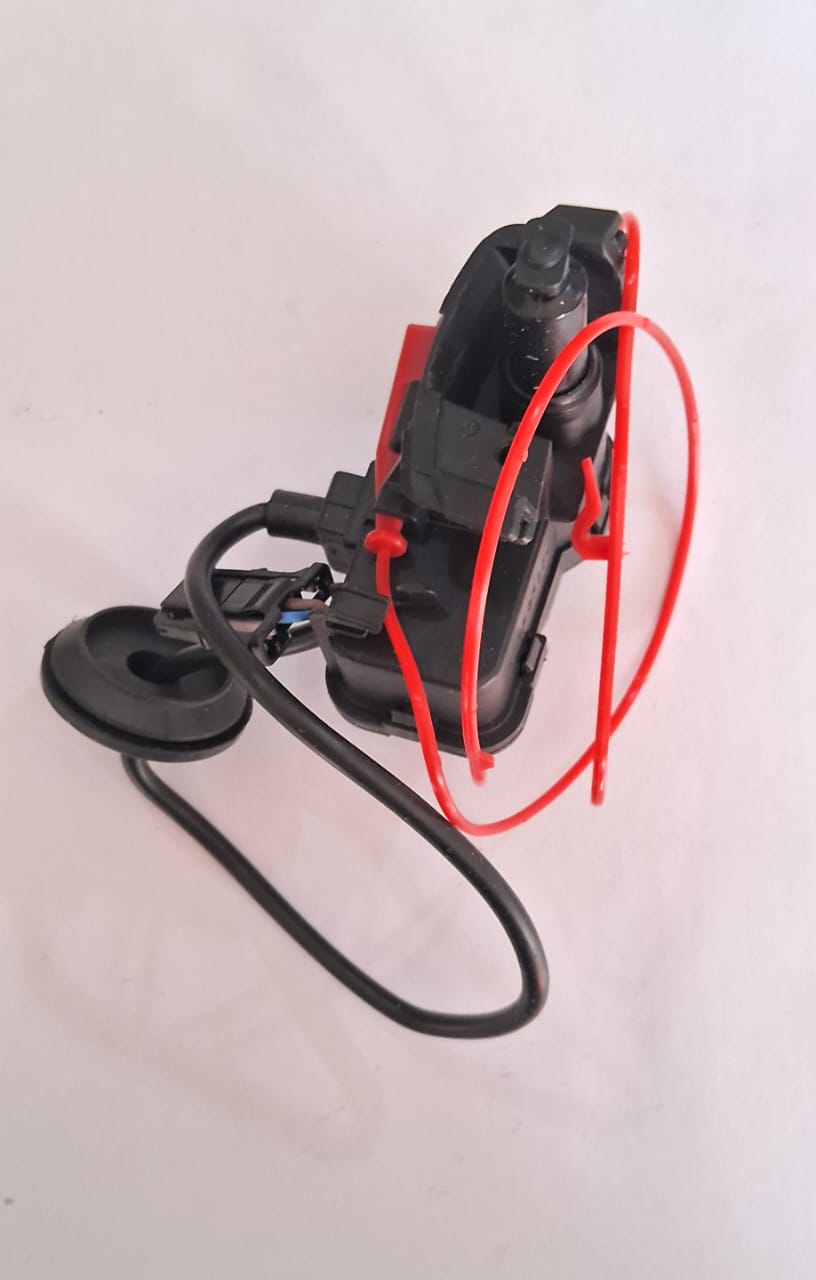 VW Vento, Jetta, Skoda Rapid Fuel Tank Door Actuator 5C6810773A/B/H