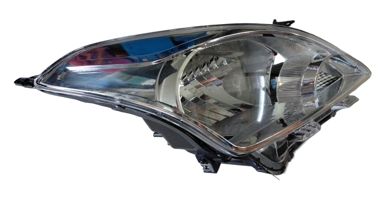 Maruti Suzuki Baleno old - Head Light Right Side LHA-C-030-BLNO-R - Lumax (UK Jain Group)