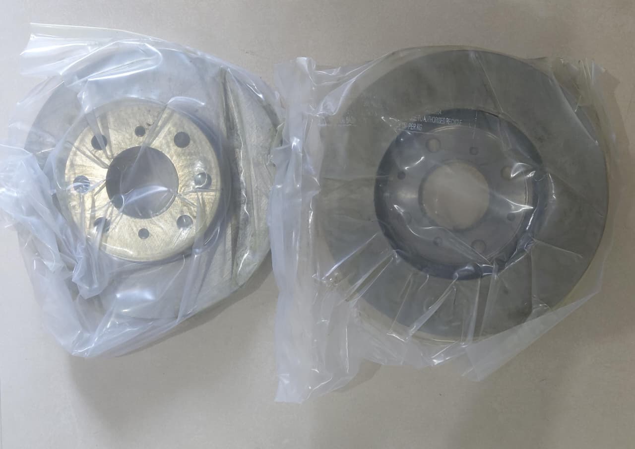 Honda Amaze old, Brio Front Disc Rotor Set 2 Pcs - Bosch