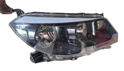Mahindra Marazzo Head Light Right - HLA-MRZO-B-251R Varroc