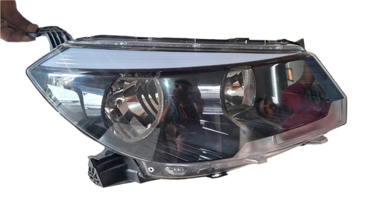 Mahindra Marazzo Head Light Right - HLA-MRZO-B-251R Varroc