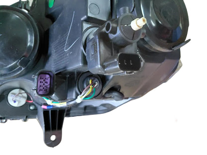 Mahindra Scorpio S11 Head Light Right - HLA-SCRP-7621R Varroc
