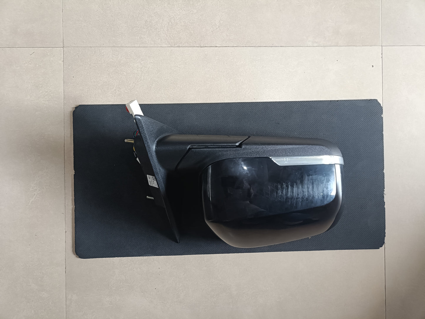 Scorpio N Right Side Mirror - MJ