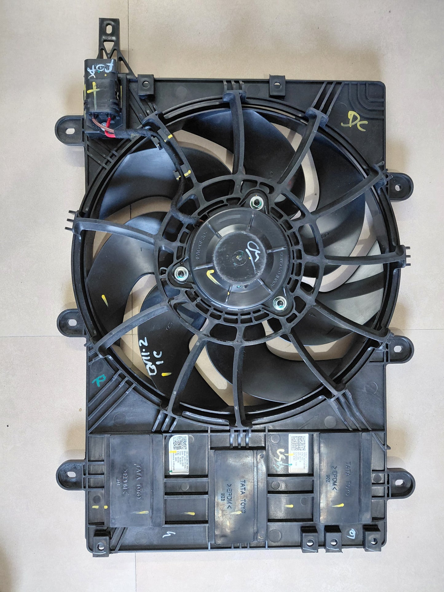 Tata Radiator Fan Assembly - AOUHF5001M02 Tata